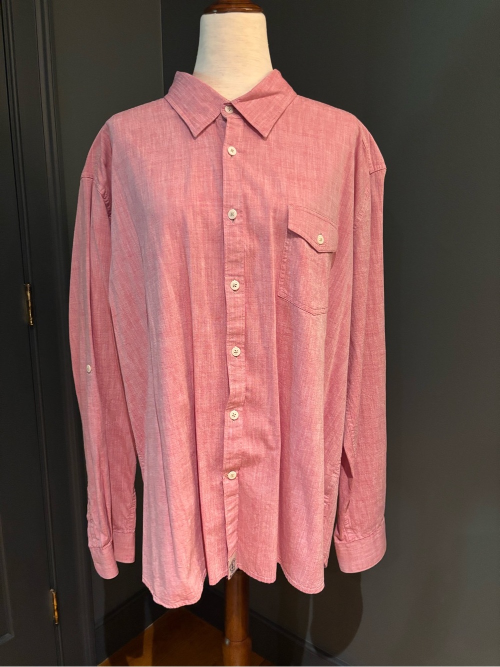 Barbie Men's Casual Button-Down Shirt in Dusty Pink